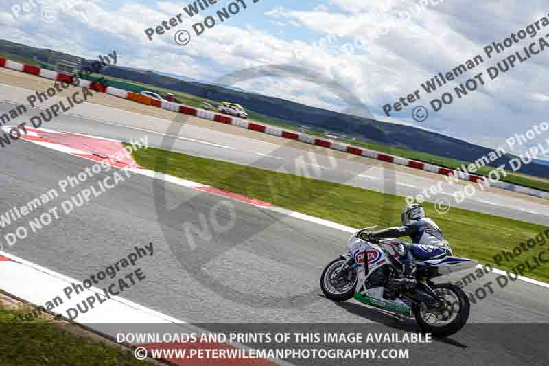 cadwell no limits trackday;cadwell park;cadwell park photographs;cadwell trackday photographs;enduro digital images;event digital images;eventdigitalimages;navarra;no limits trackdays;peter wileman photography;racing digital images;trackday digital images;trackday photos